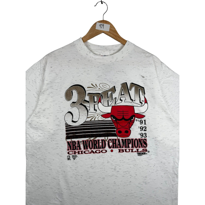 Vintage NBA Chicago Bulls 3 Peat World Champions T-Shirt