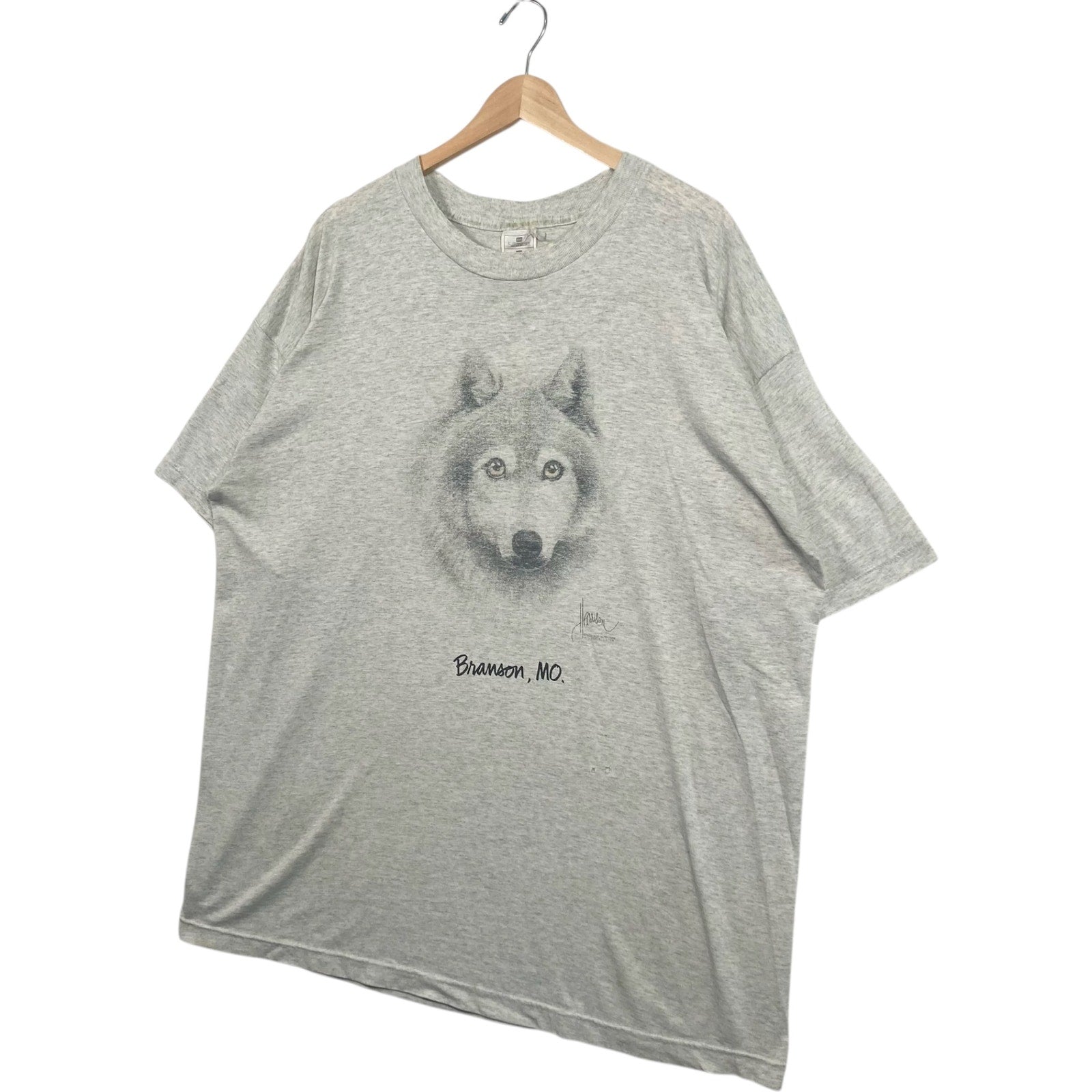 Vintage Branson Montana Wolf Tee