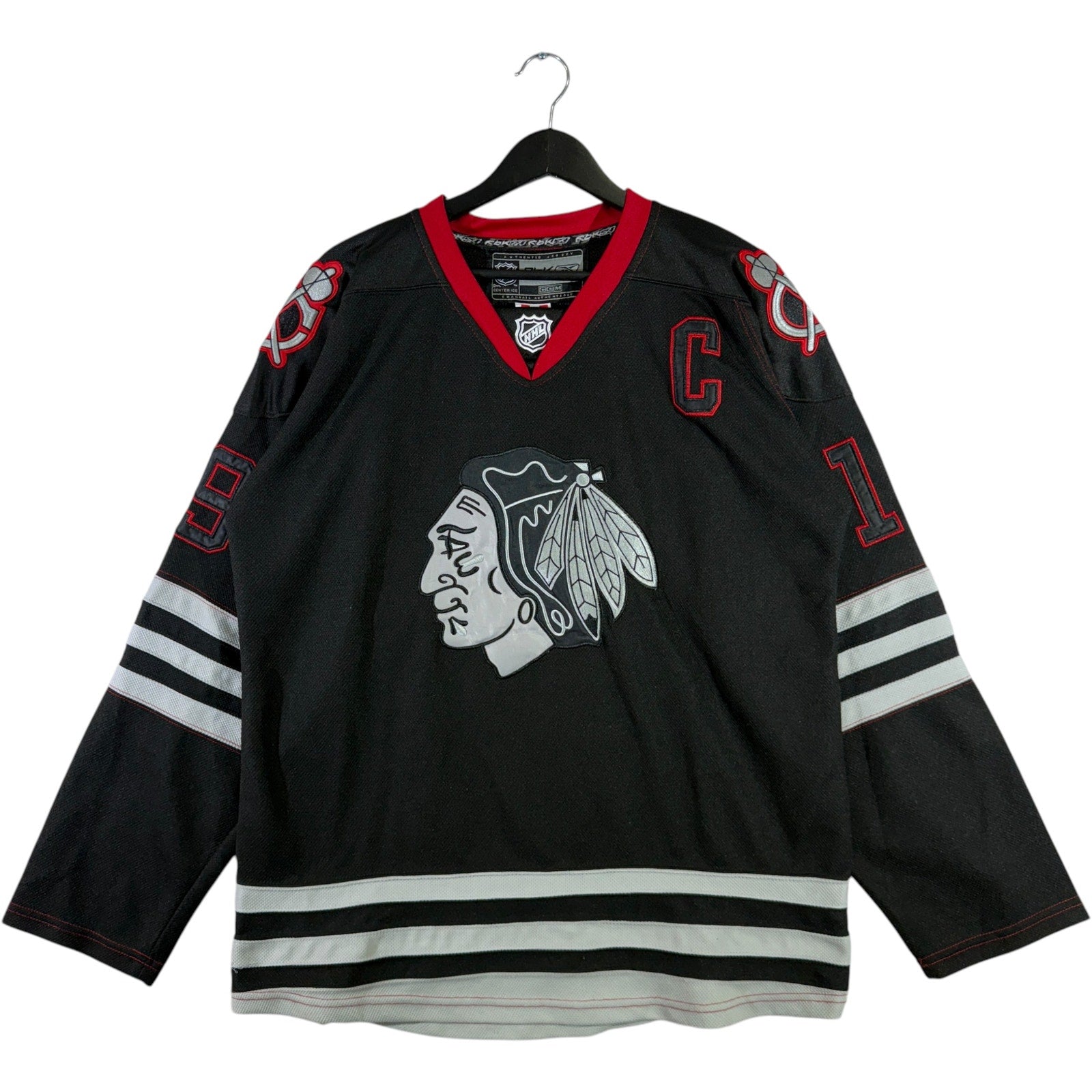 Vintage Reebok Chicago Blackhawks Jonathan Toews #19 NHL Jersey