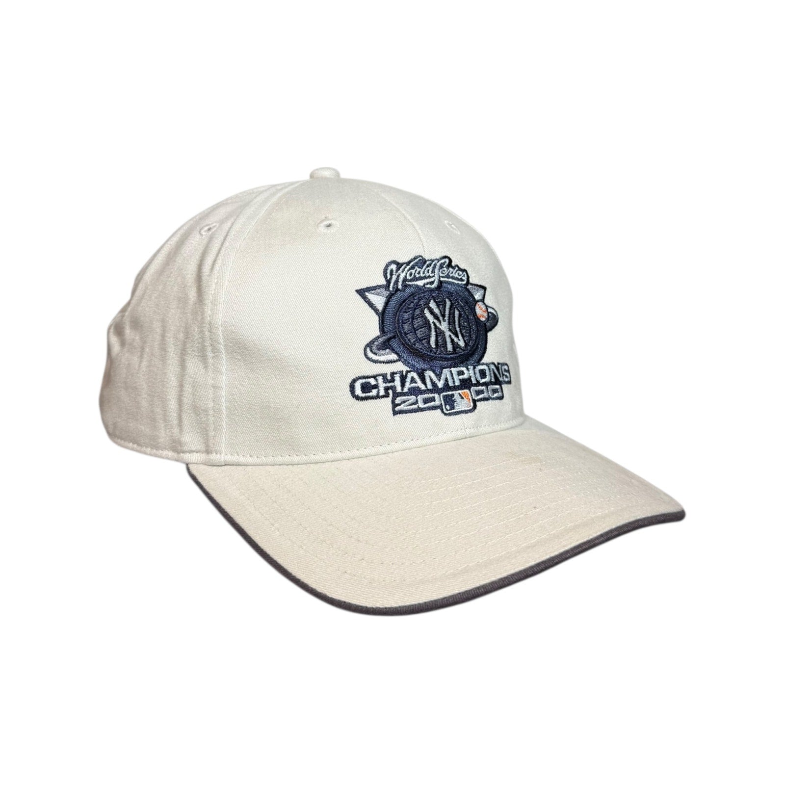 Vintage New Era New York Yankees 2000 MLB Strapback Hat