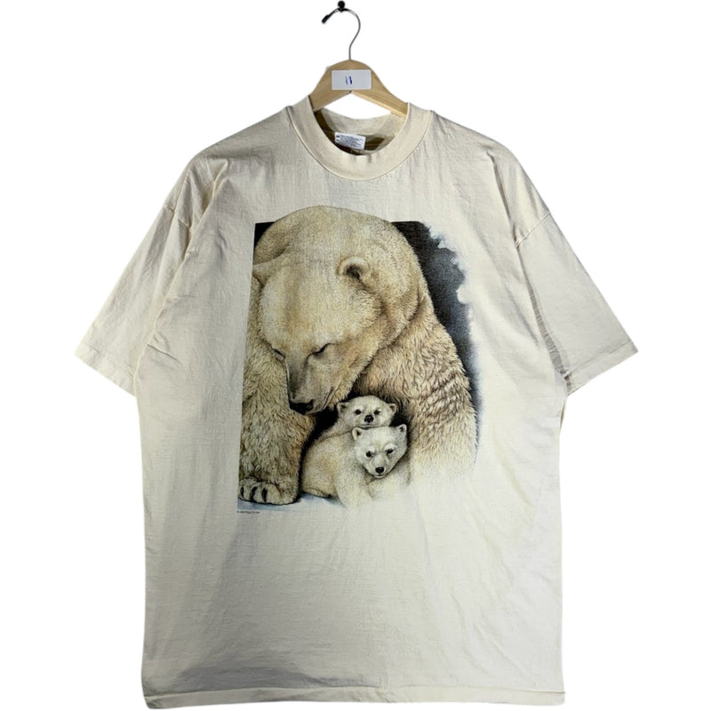 Vintage Polar Bear Family Wildlife Graphic T-Shirt