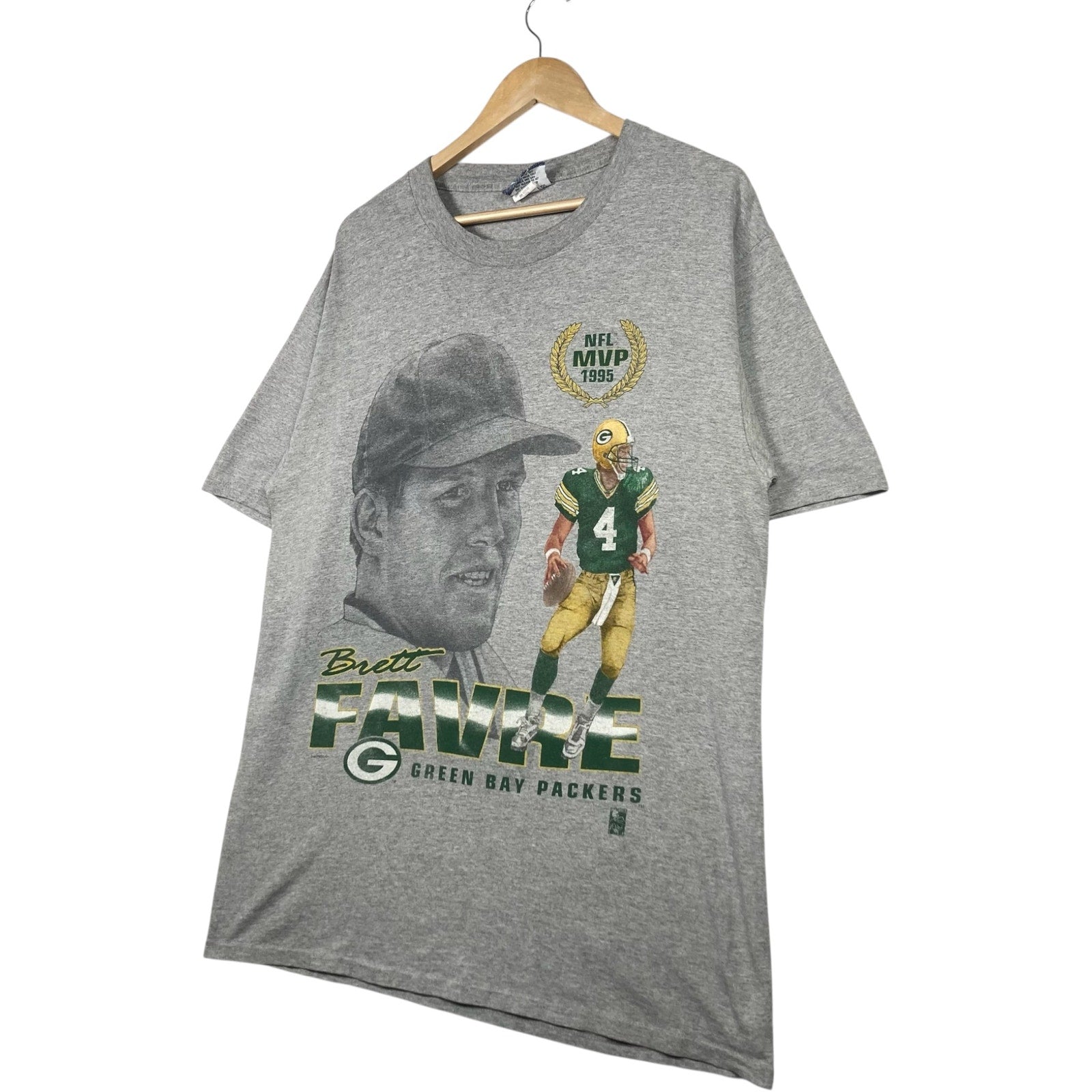 Vintage Brett Favre's 1995 NFL MVP award Tee