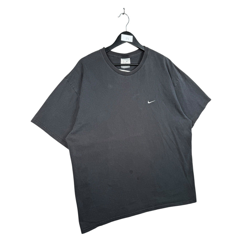 Vintage Nike Solid T-Shirt