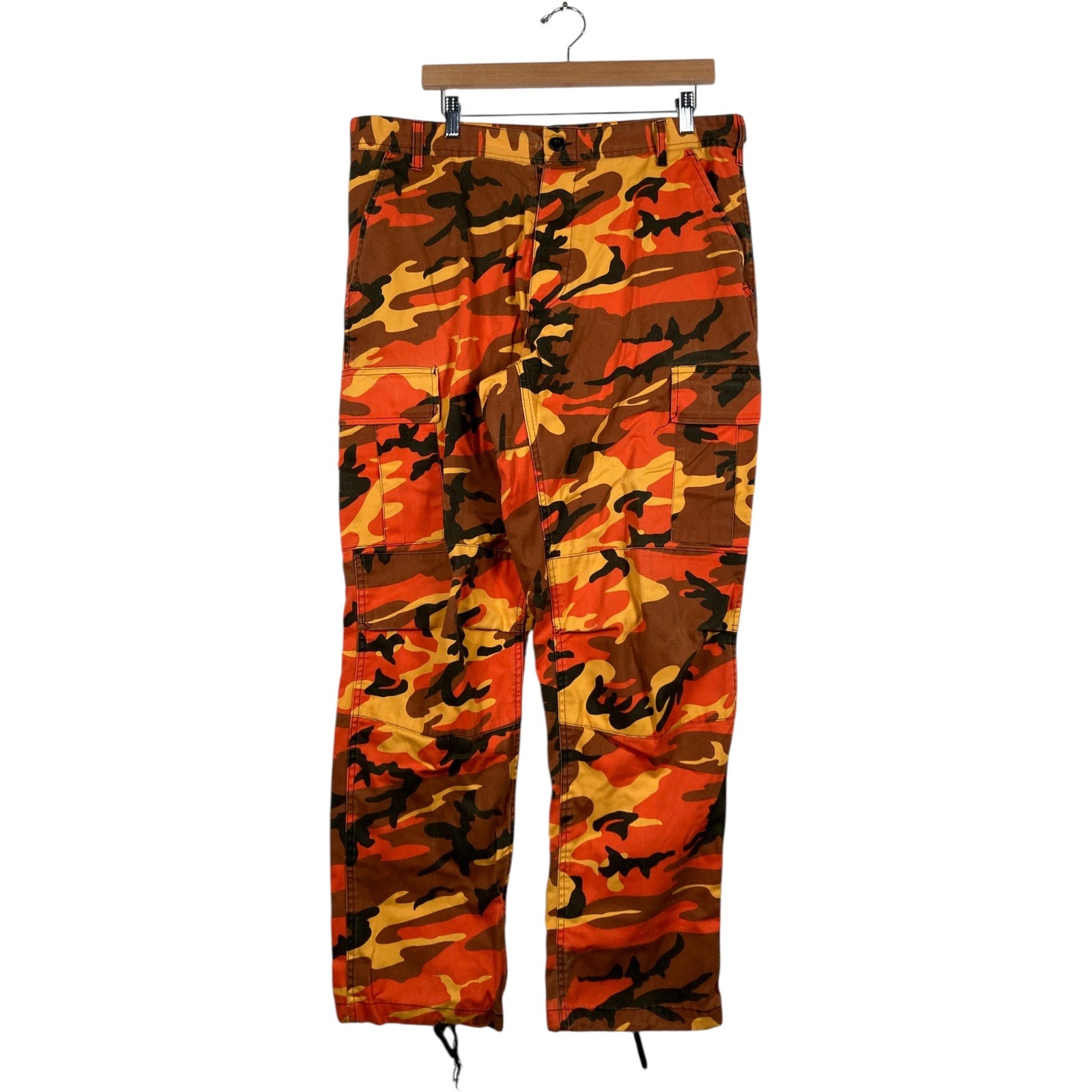 Vintage Camouflage Adjustable Cargo Pants 34x30