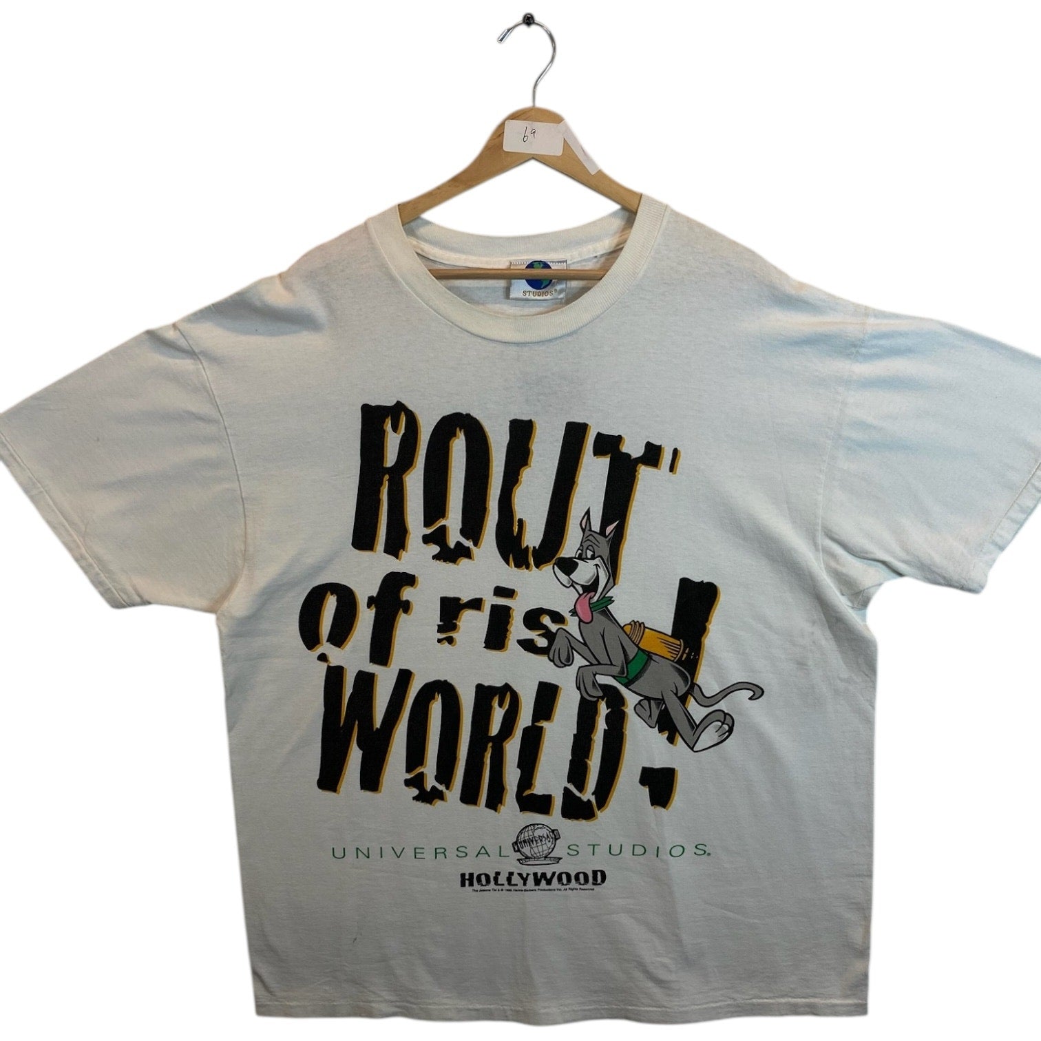 Vintage Universal Studios Scooby-Doo Out of This World T-Shirt