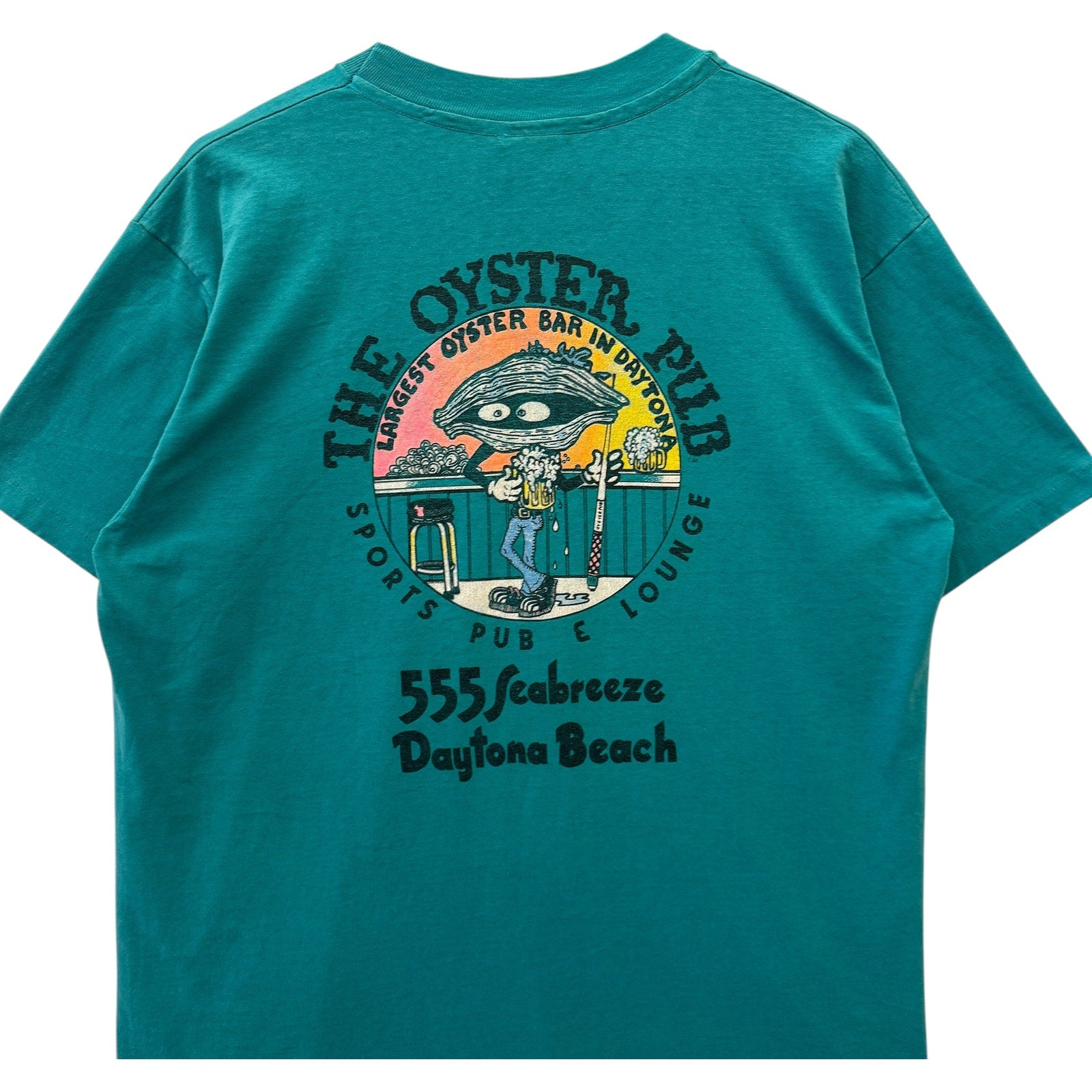 Vintage The Oyster Pub Souvenir Tee