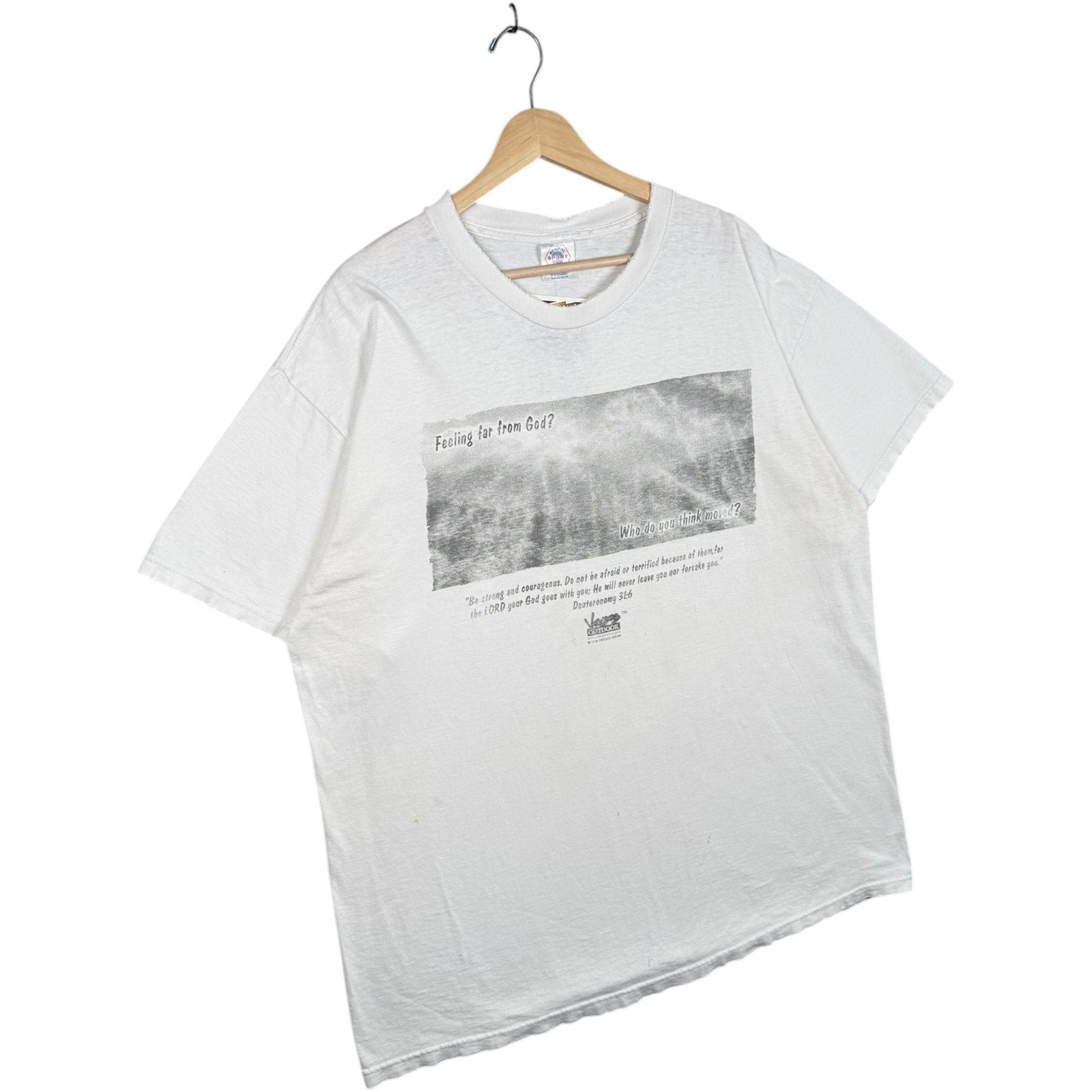 Vintage Christian Witness Wear “Feeling Far From God” T-Shirt