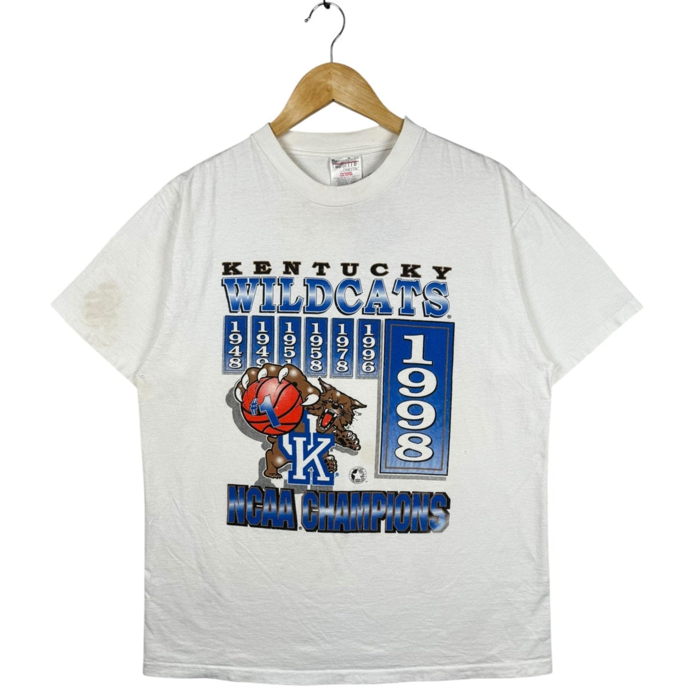 Vintage NCAA Champions Kentucky Wildcats 1998 T-Shirt
