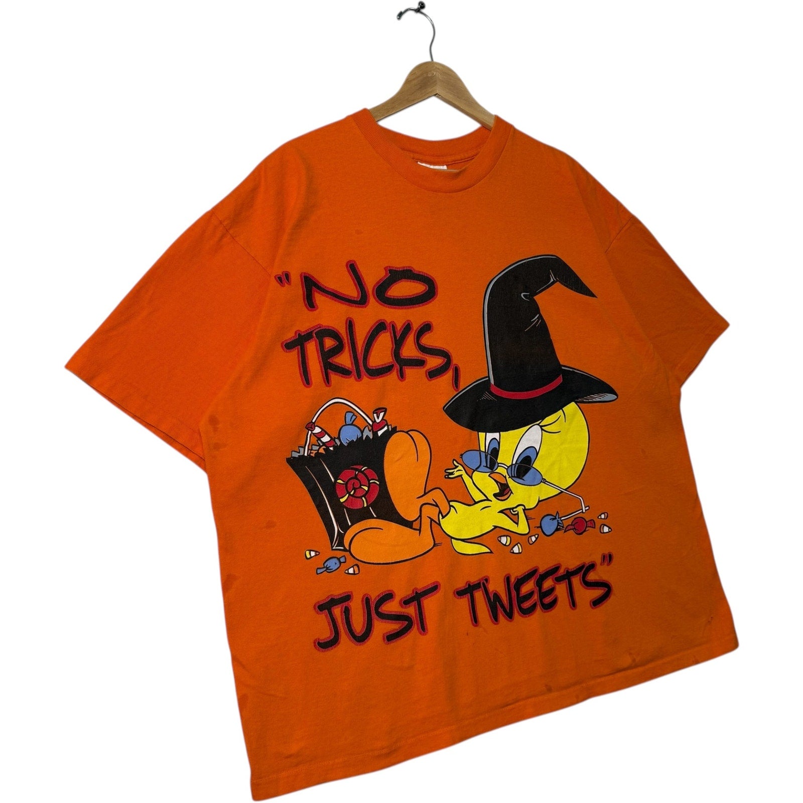 Vintage Looney Tunes Tweetie Bird Halloween Tee