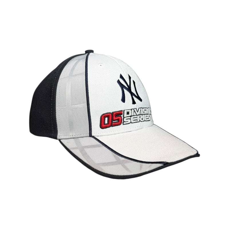 Vintage New York Yankees 2005 Snapback Hat