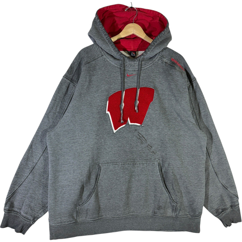 Vintage University Of Wisconsin Badgers Nike Hoodie