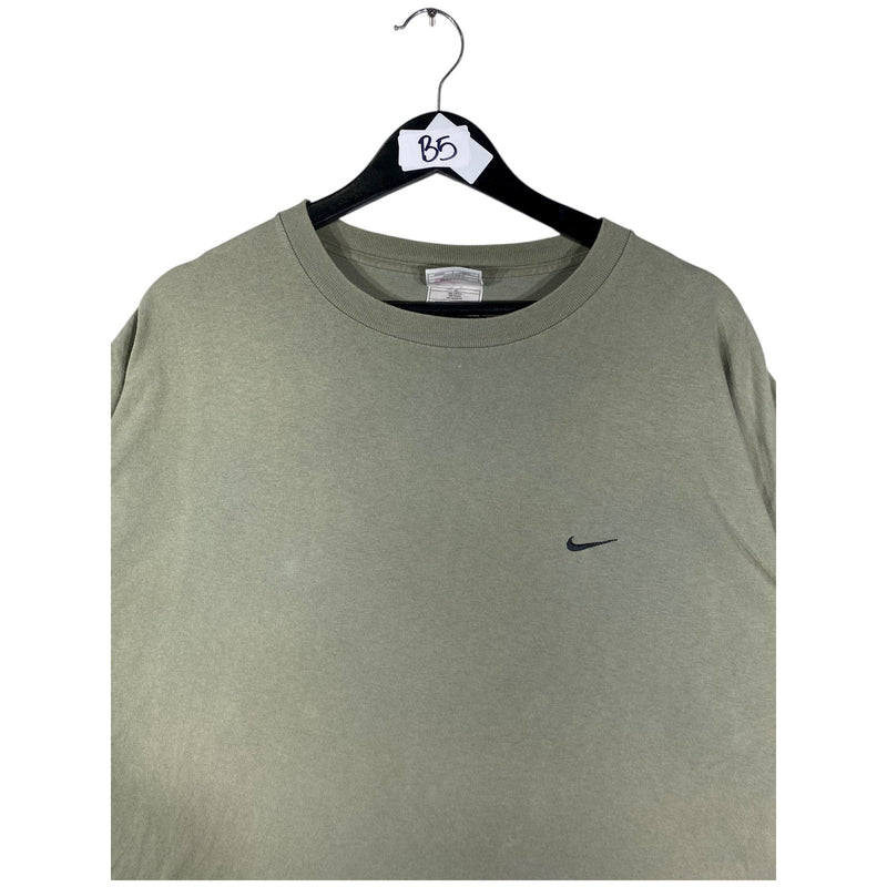 Vintage Nike Solid T-Shirt