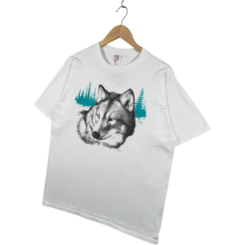 Vintage Wolf Nature Graphic T-Shirt