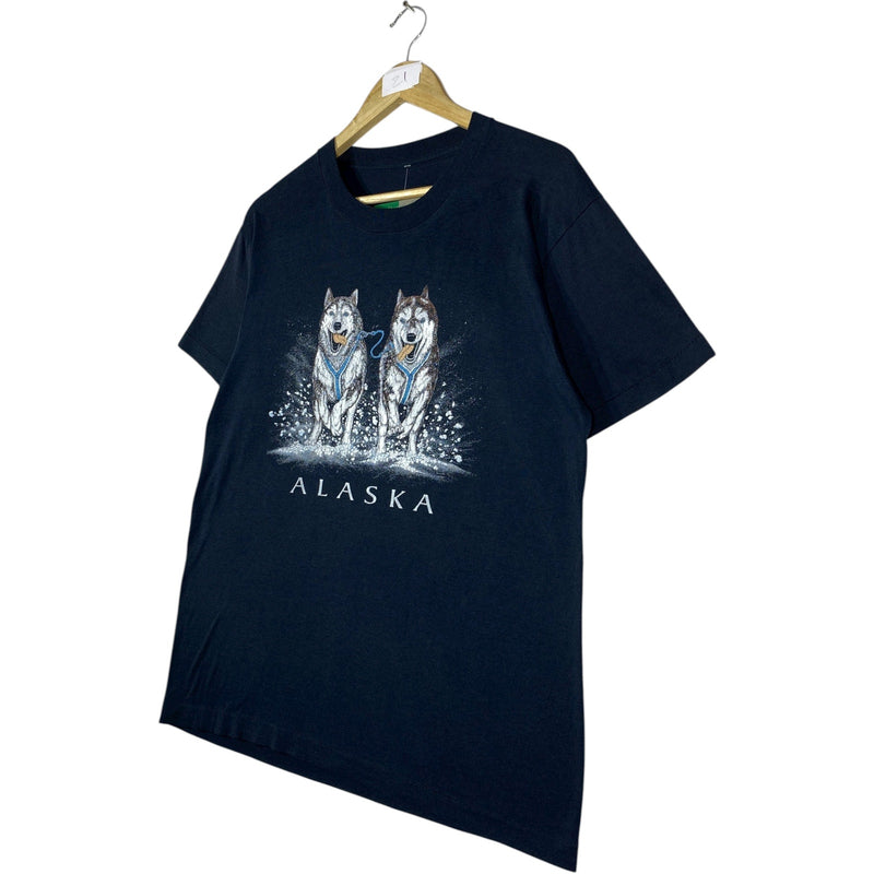 Vintage Alaska Wolves Graphic Print T-Shirt