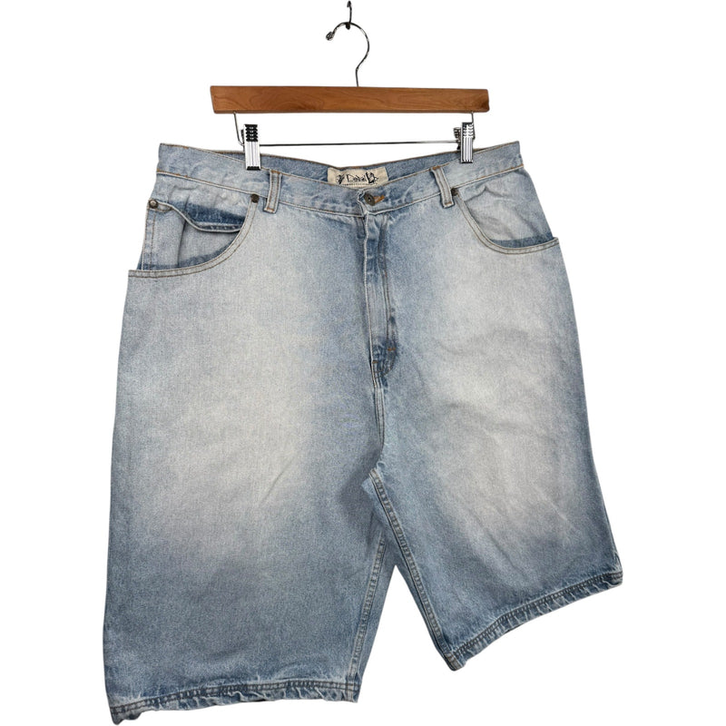 Vintage Straight Leg Bermuda Denim Jeans Shorts 42