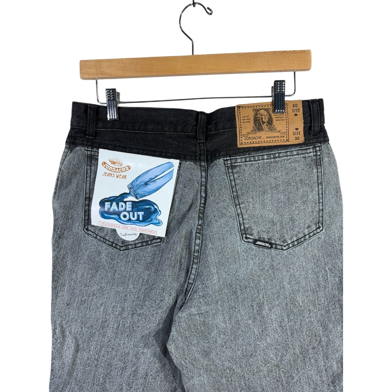 Vintage NWT Jordache Jeans Wear Fade Out Denim Shorts 32