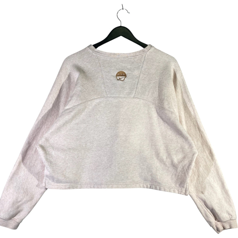 Vintage Women's Nike Center Swoosh Crewneck