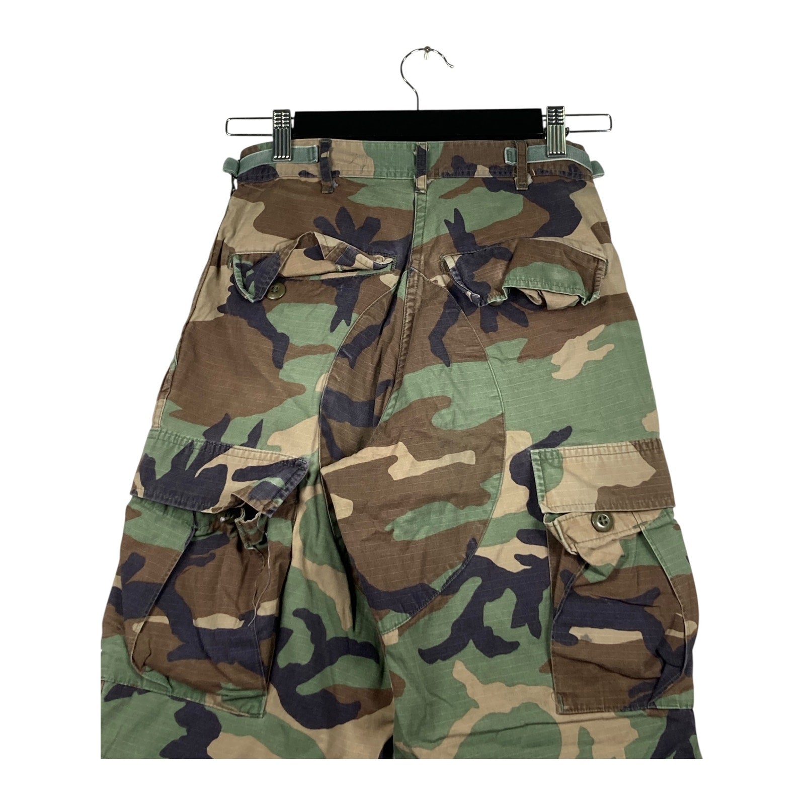 Vintage Women's Camo Cargo Shorts 26