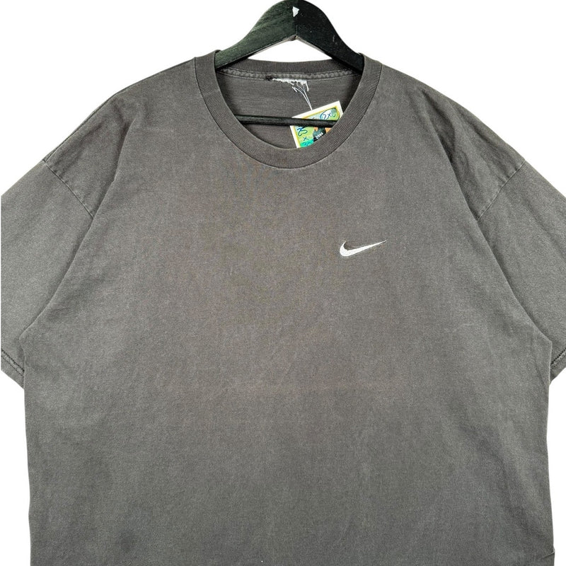 Vintage Nike Swoosh Logo T-Shirt XXL