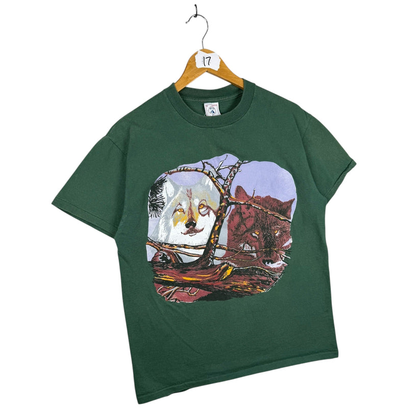 Vintage Wolf Wildlife Scene Graphic T-Shirt