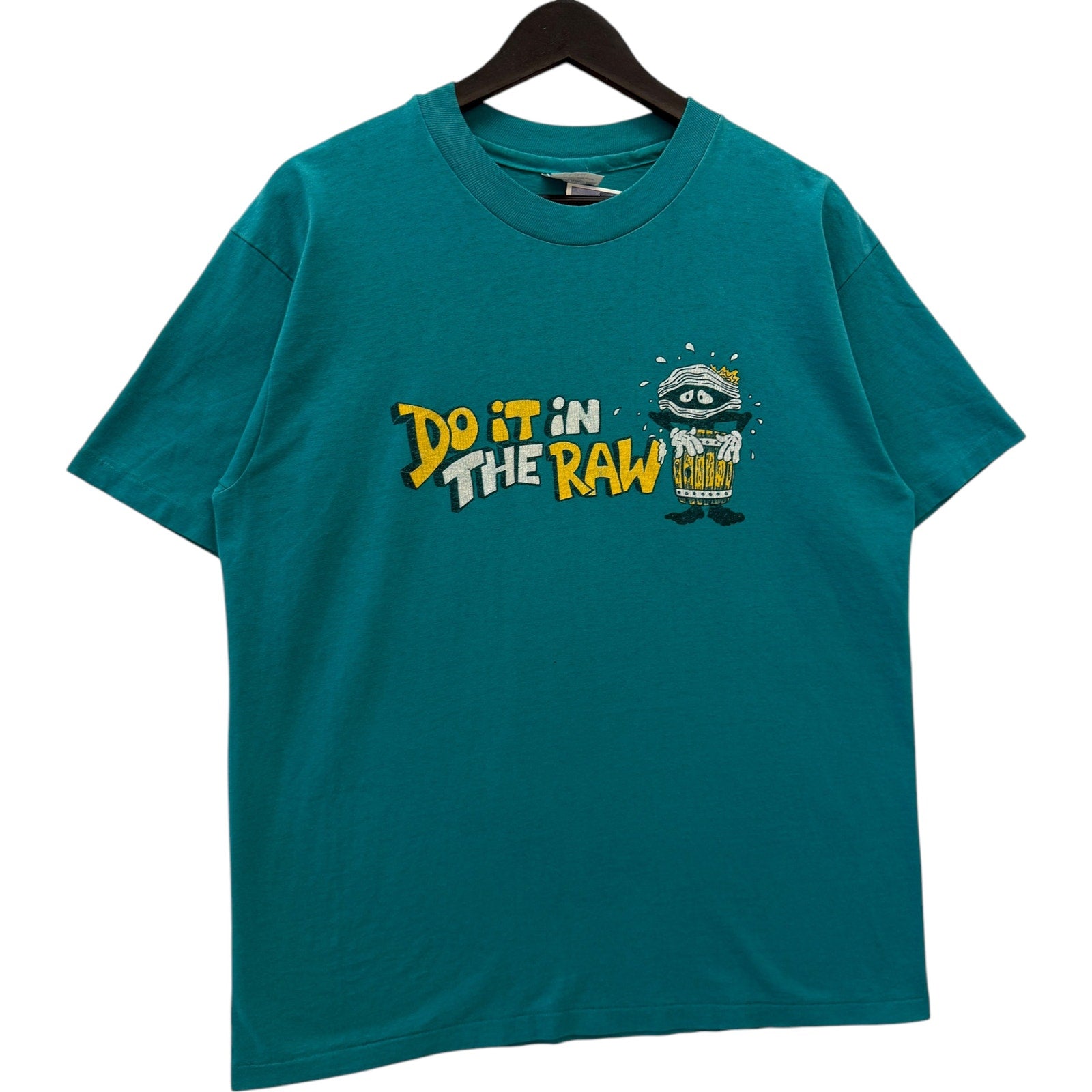 Vintage The Oyster Pub Souvenir Tee