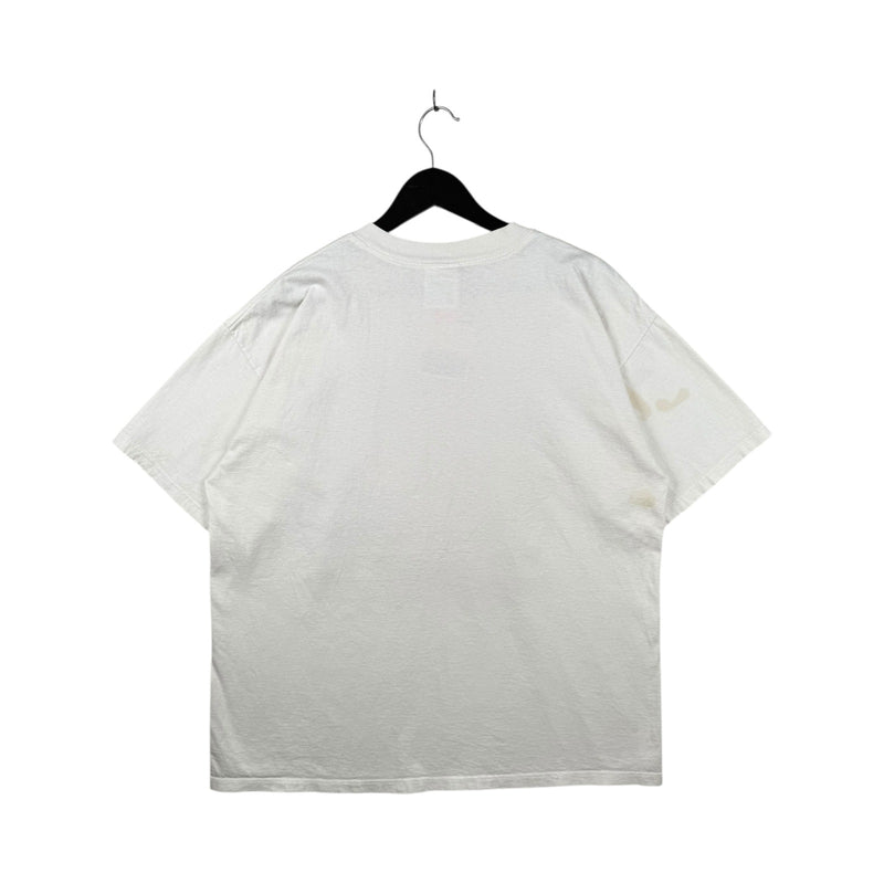 Vintage Super Bowl Atlanta Falcons vs Denver Broncos NFL T-Shirt