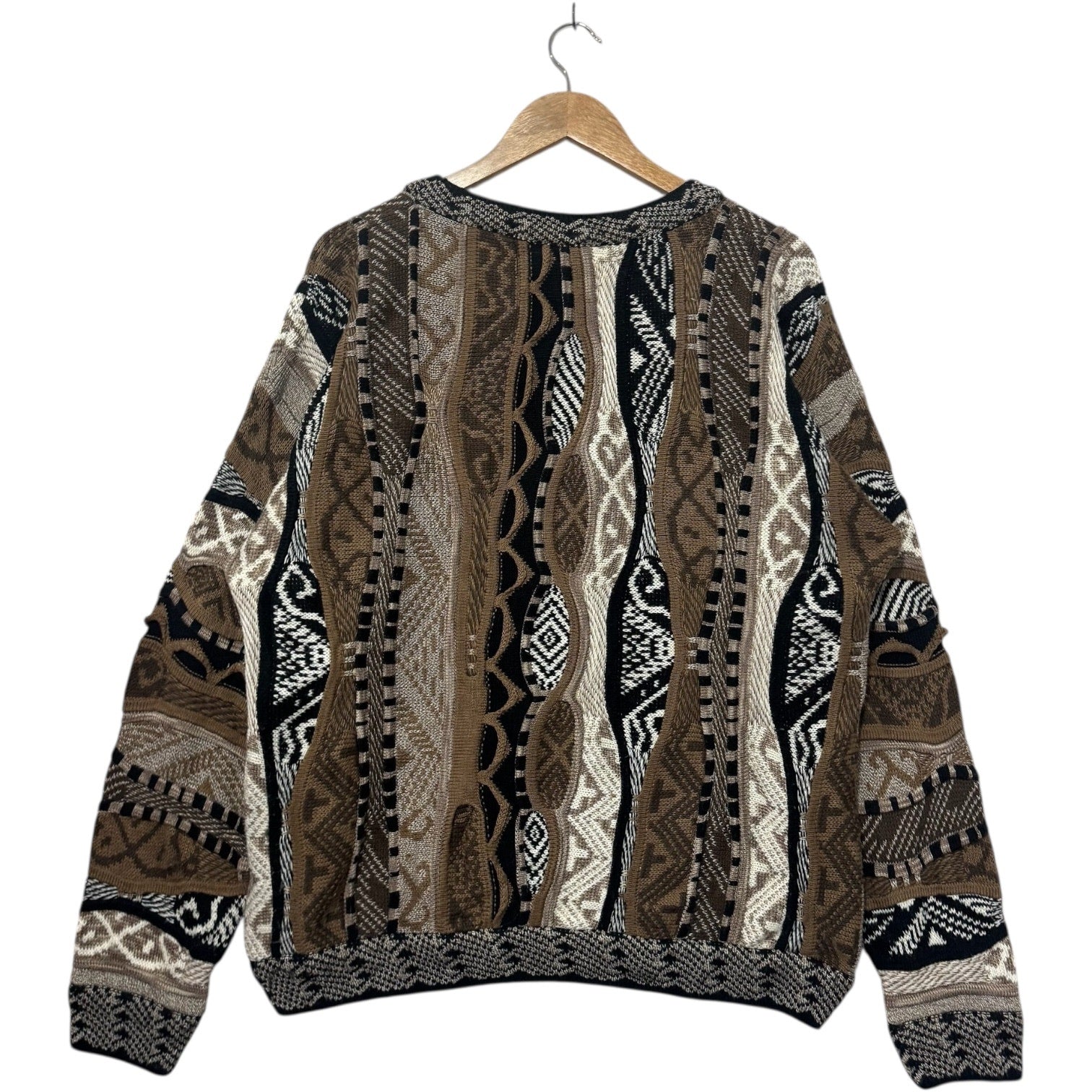Vintage Patterned 3D Style Knit Sweater