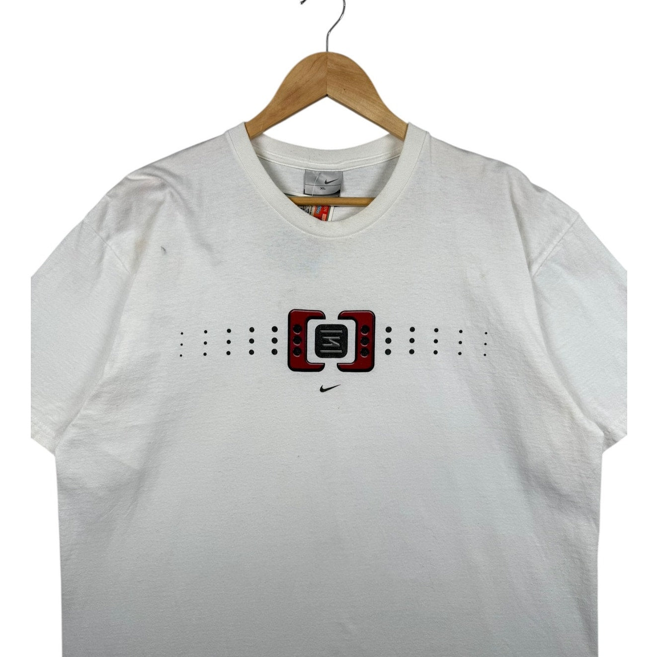 Vintage Nike Graphic Logo T-Shirt