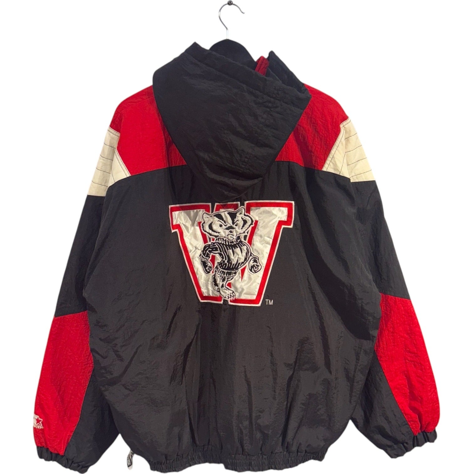 Vintage Starter University of Wisconsin Badgers Puffer Jacket