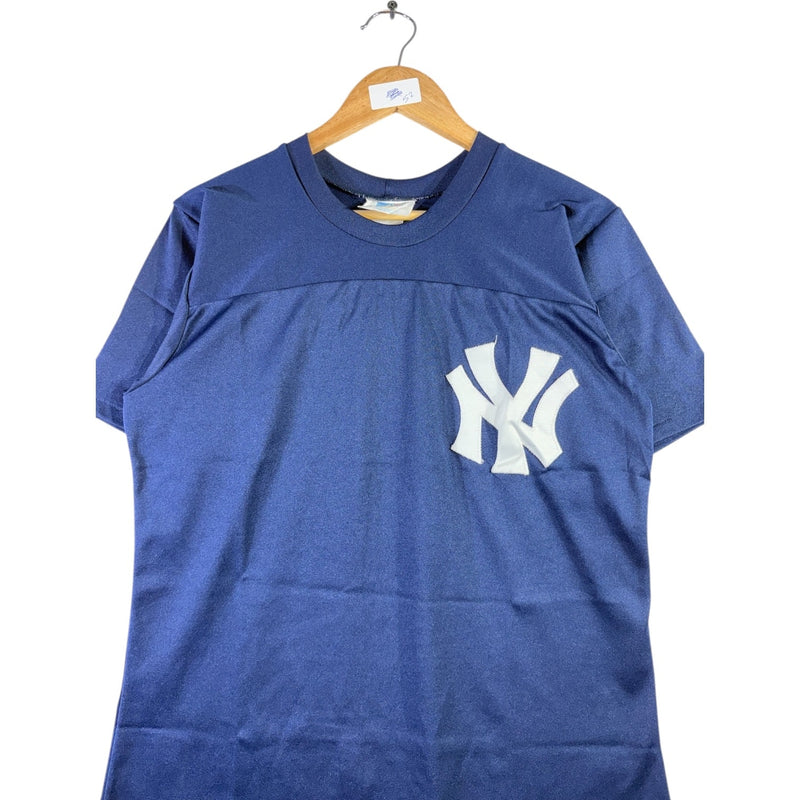 Vintage Majestic New York Yankees MLB Jersey T-Shirt