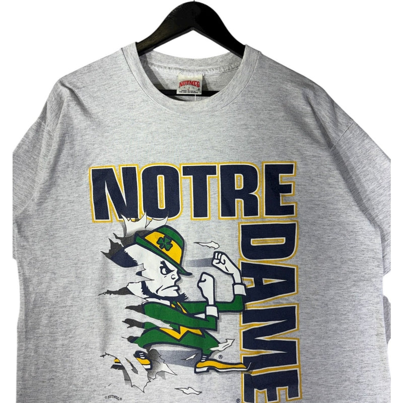 Vintage Notre Dame Fighting Irish NCAA Graphic T-Shirt