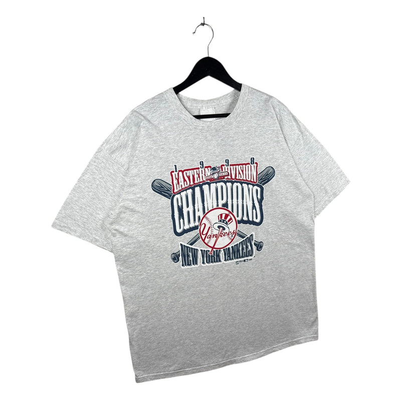 Vintage 1998 New York Yankees Eastern Division MLB T-Shirt