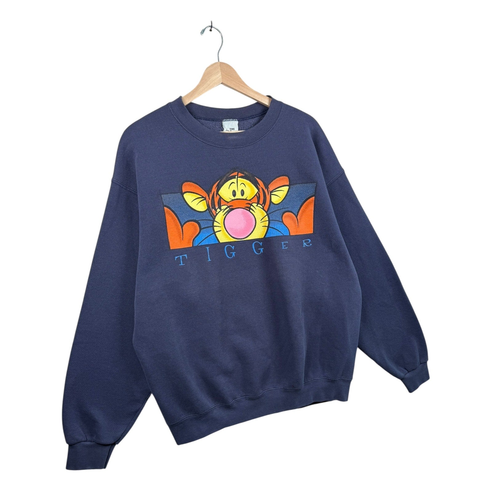 Vintage The Disney Store Tigger Winnie the Pooh Crewneck