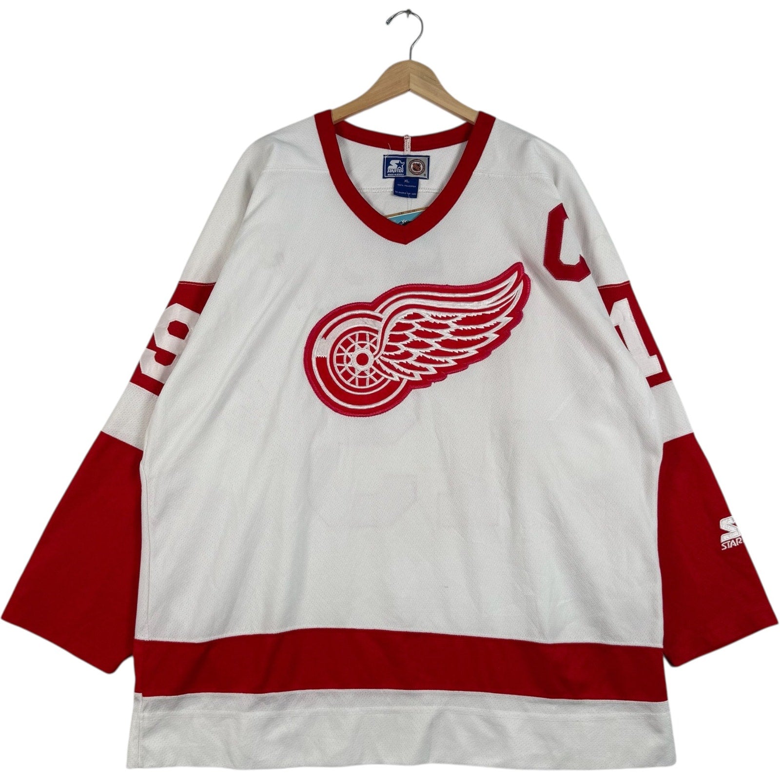 Vintage Starter Detroit Red Wings Steve Yzerman #19 NHL Jersey