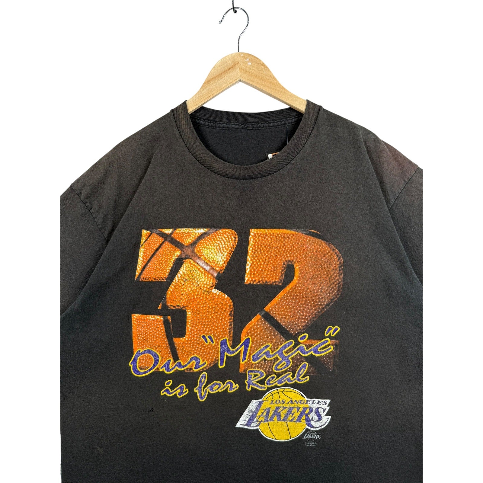 Vintage Magic Johnson 32 LA Lakers NBA T-Shirt