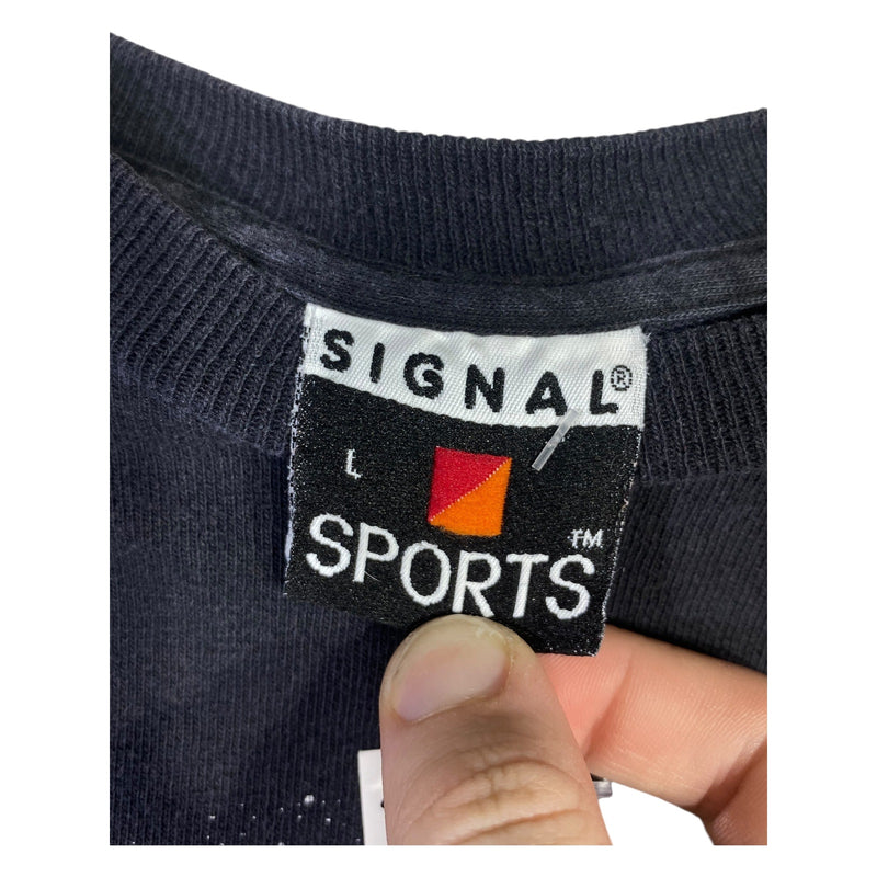 Vintage Wolf Wildlife Graphic T-Shirt