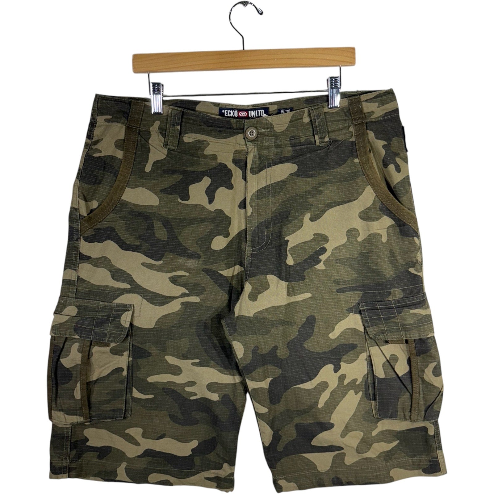 Vintage Y2K Ecko Unlimited Camo Cargo Shorts 34x12