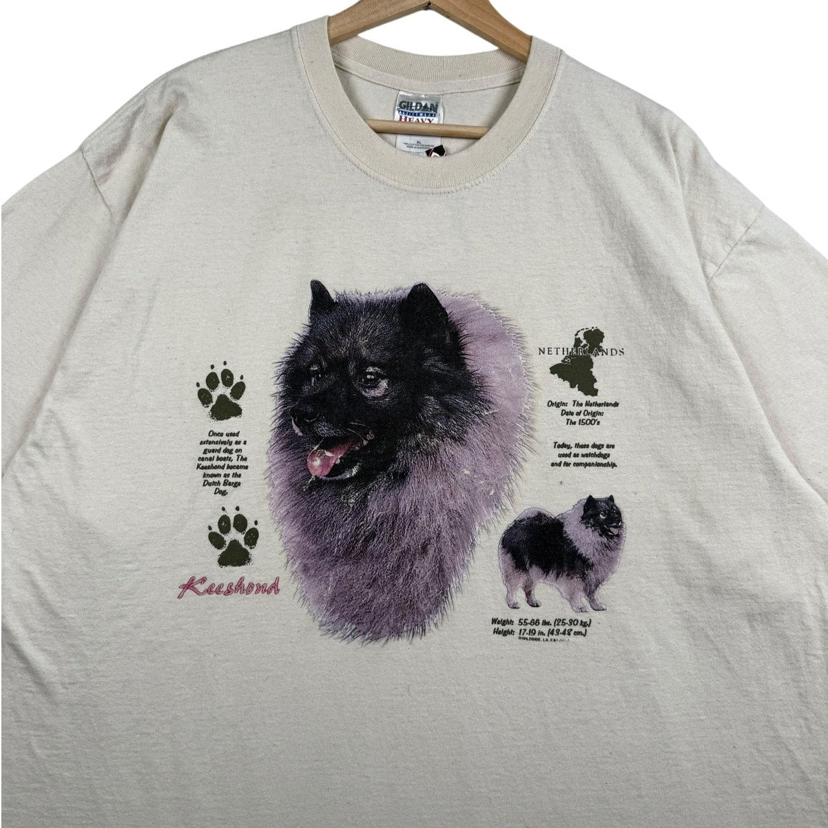 Vintage Keeshond Dog Graphic T-Shirt