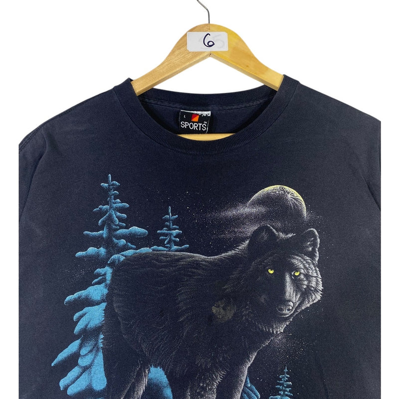 Vintage Wolf Wildlife Graphic T-Shirt
