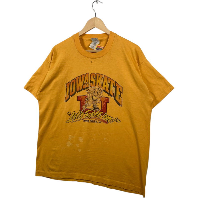 Vintage Iowa Falls Skate University Cyclones Arch Spellout Tee