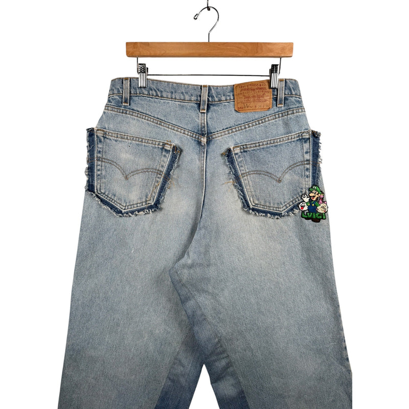 Vintage Levi's 550 Wide Leg Jeans 36
