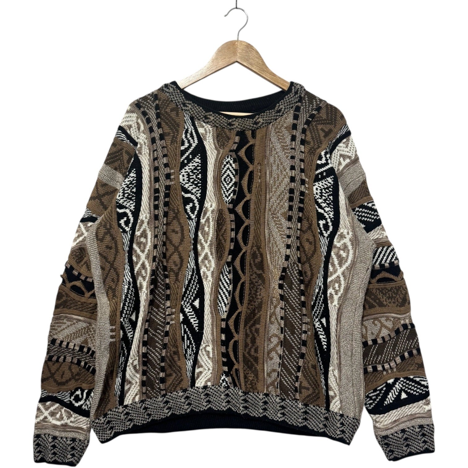 Vintage Patterned 3D Style Knit Sweater