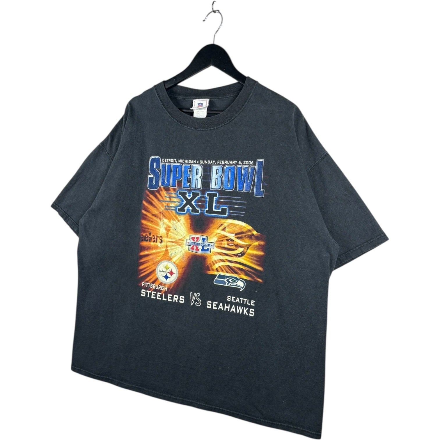 Vintage NFL Super Bowl XL Steelers VS. Seahawks T-Shirt