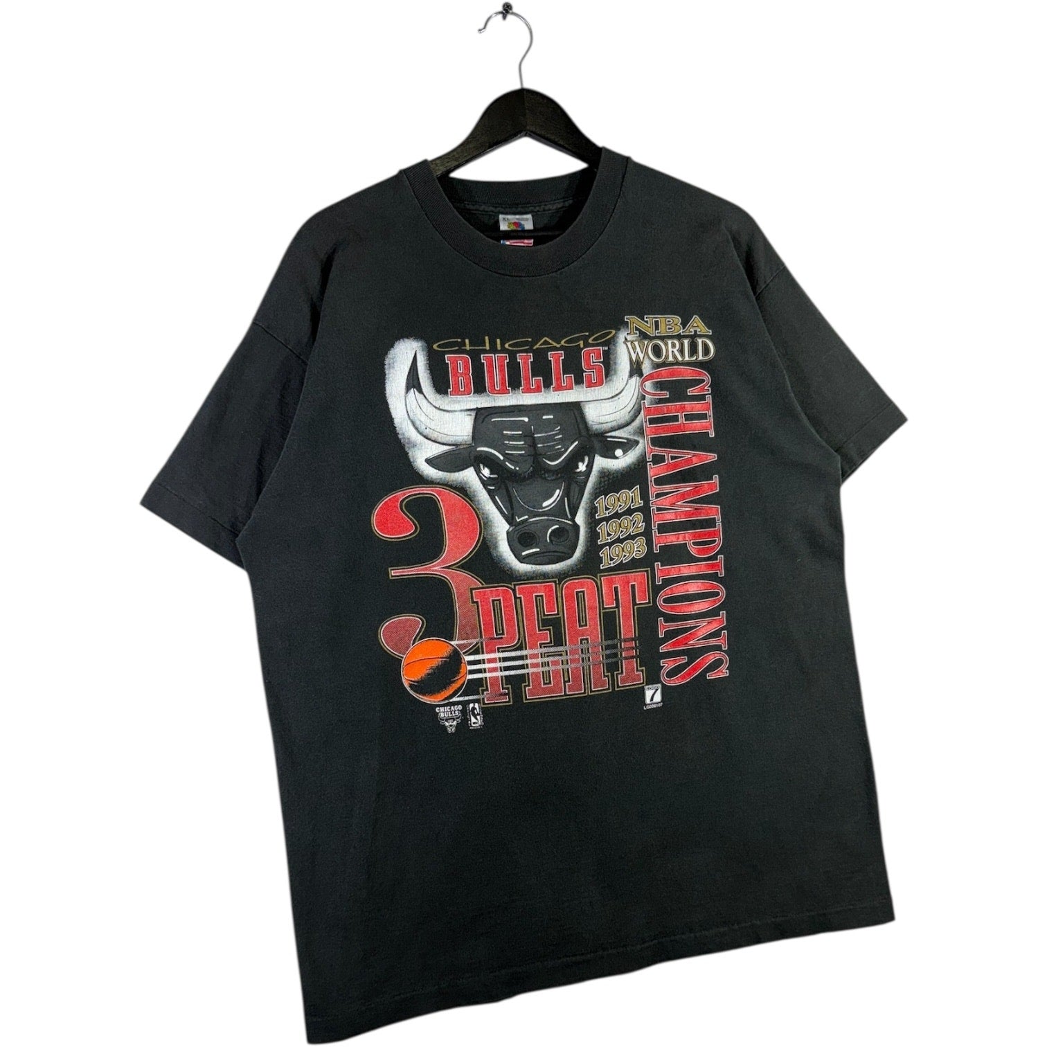 Vintage Chicago Bulls 3-Peat NBA Champions T-Shirt