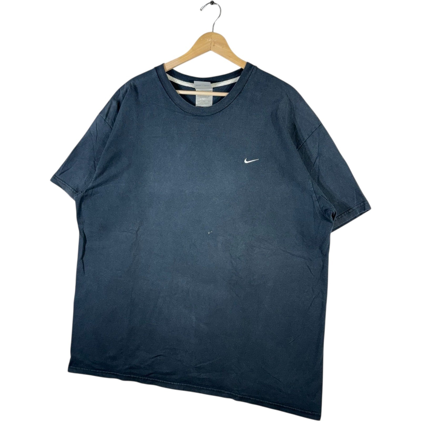 Vintage Nike Essential Tee