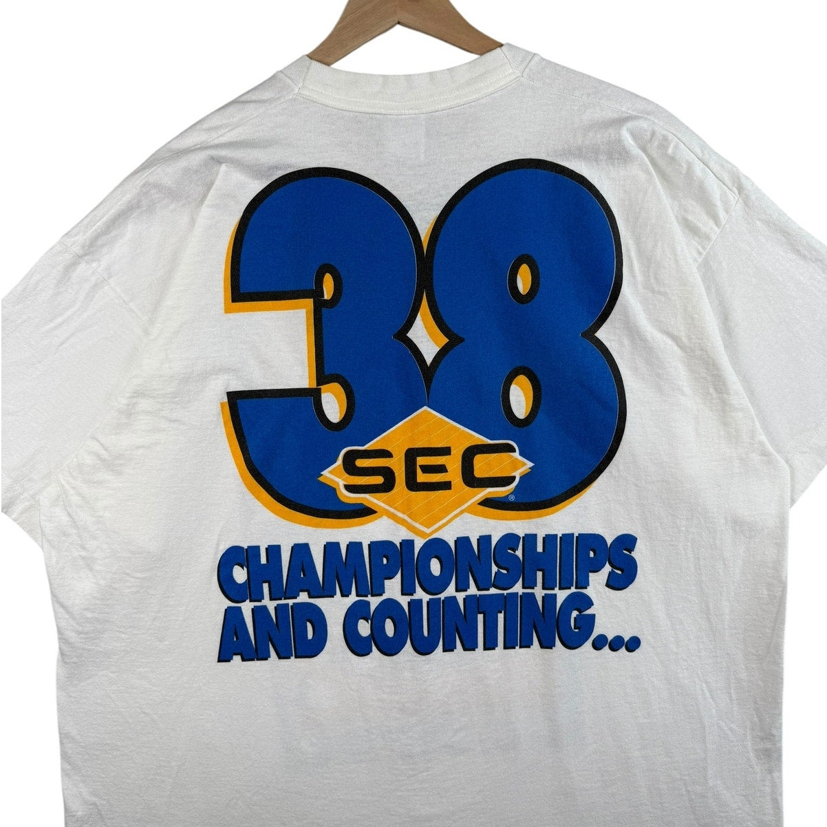 Vintage University of Kentucky Wildcats NCAA T-Shirt