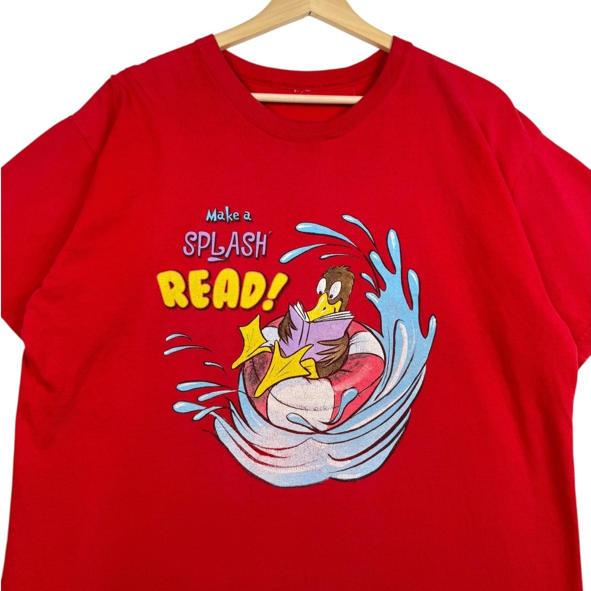 Vintage Make a Splash Read Duck Cartoon Graphic T-Shirt