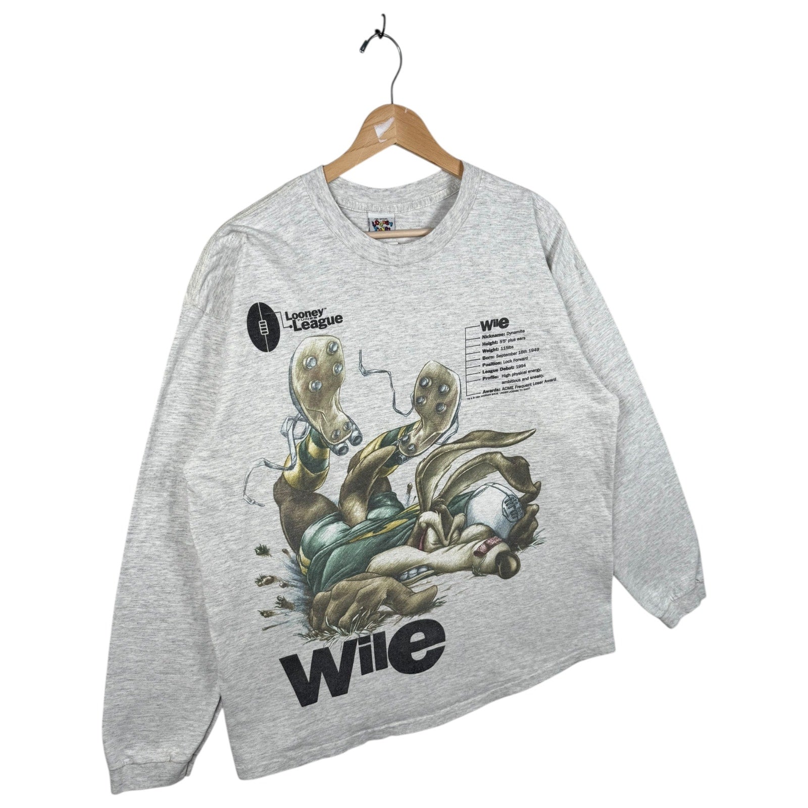 Vintage Wile E Coyote Looney League Long Sleeve