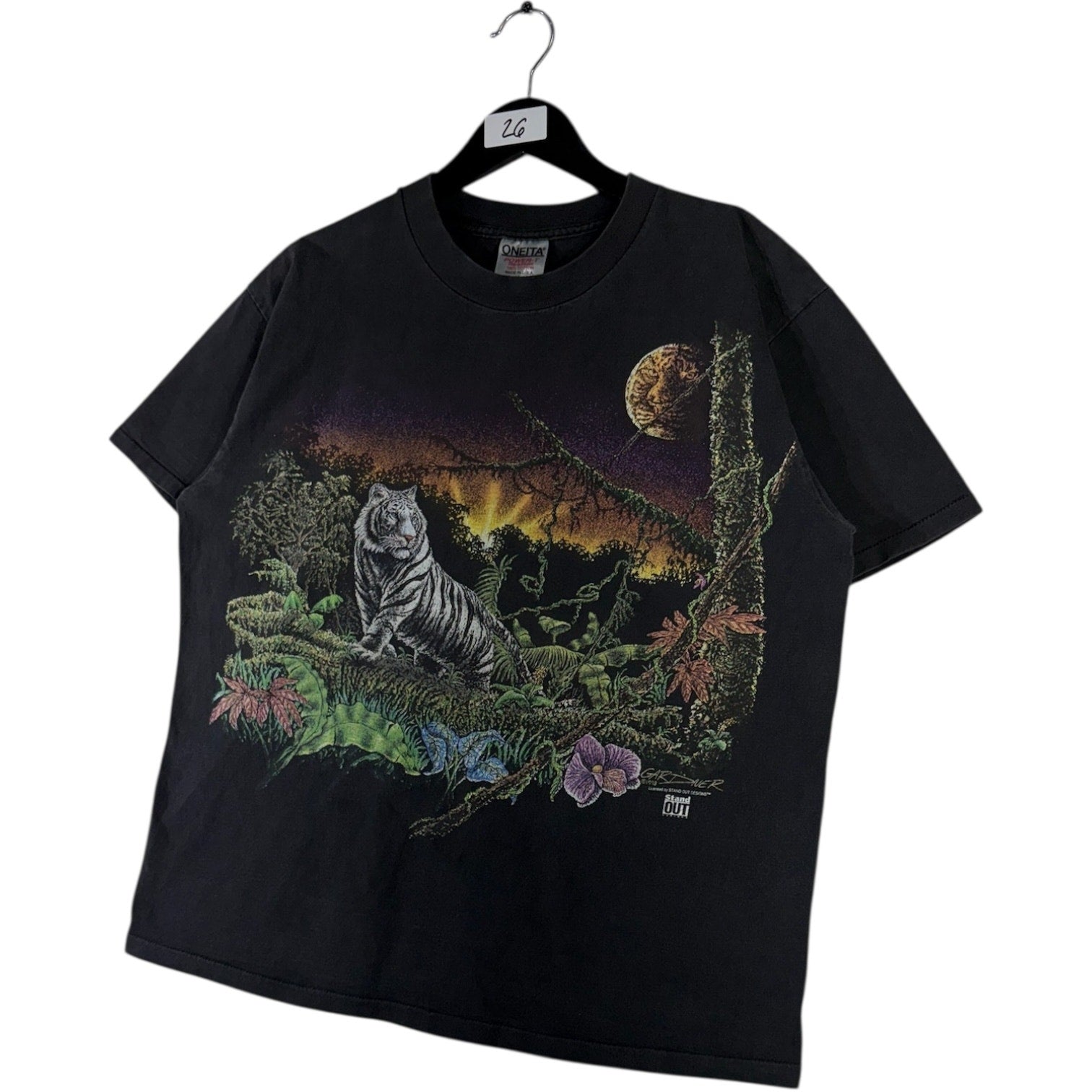 Vintage Stand Out Tiger Jungle Graphic T-Shirt