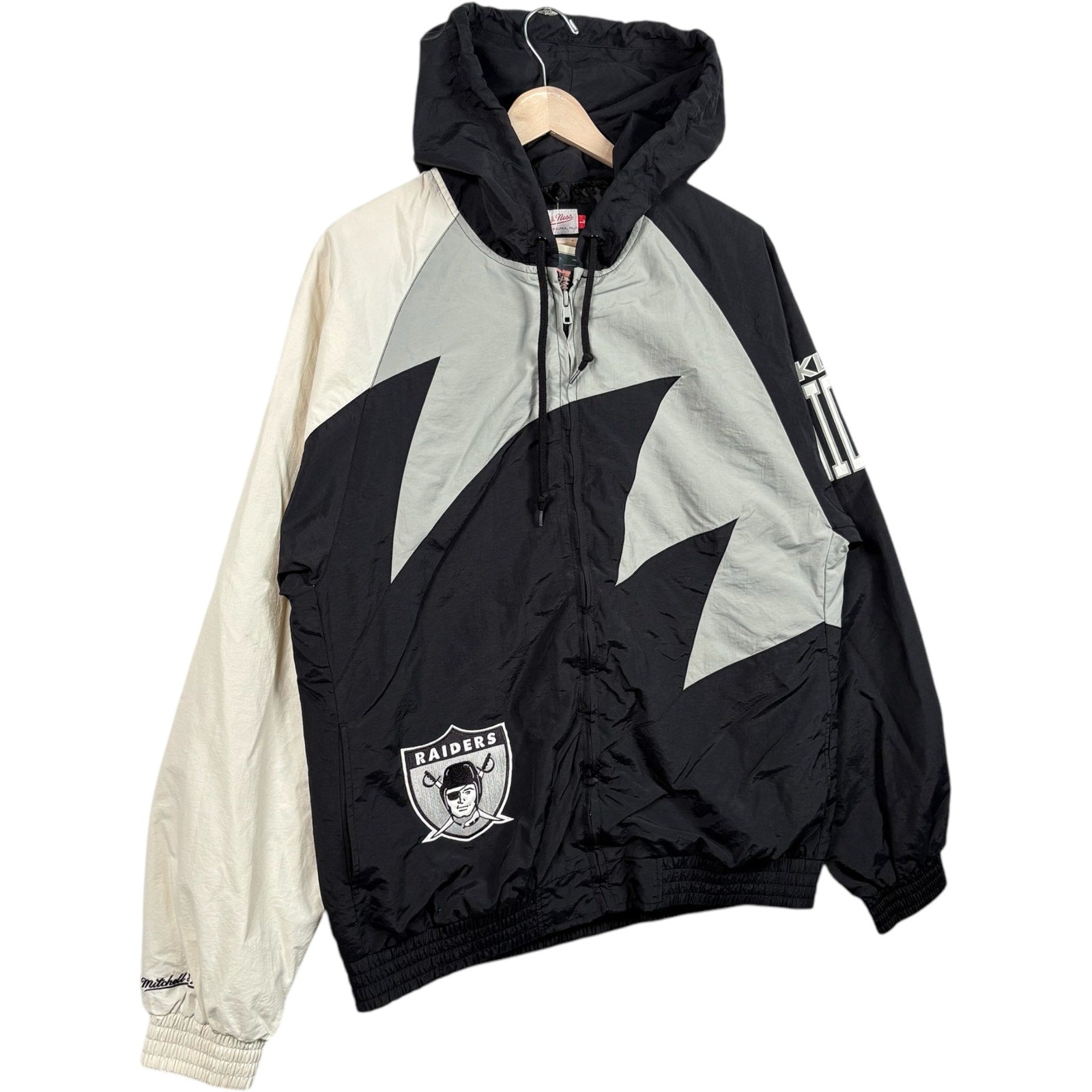 Vintage NFL Oakland Raiders Puffer Jacket
